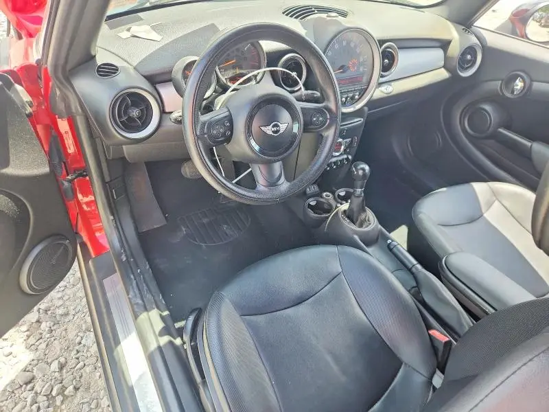 2015 MINI COOPER   