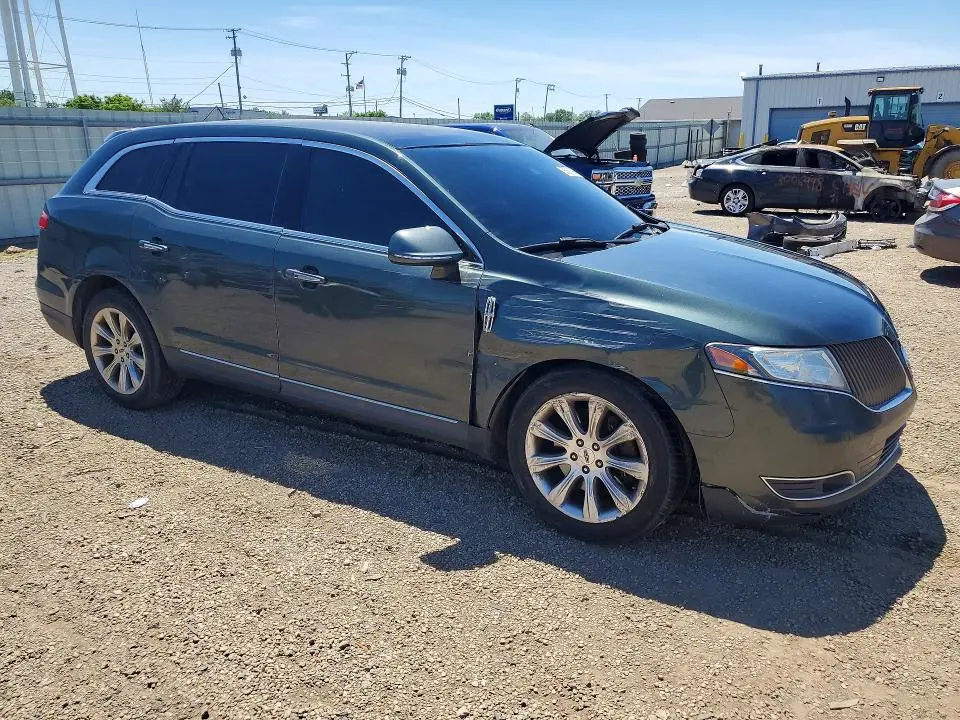 2015 LINCOLN MKT   