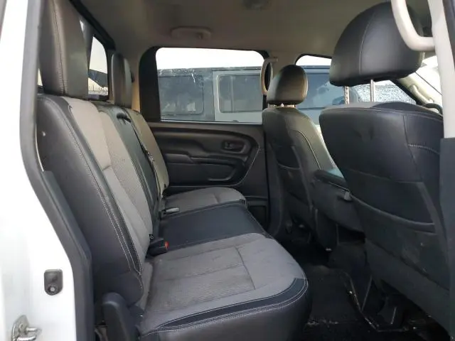 2018 NISSAN TITAN S  