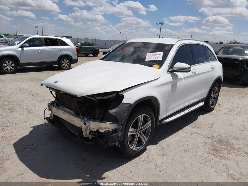 2018 MERCEDES-BENZ GLC 300  