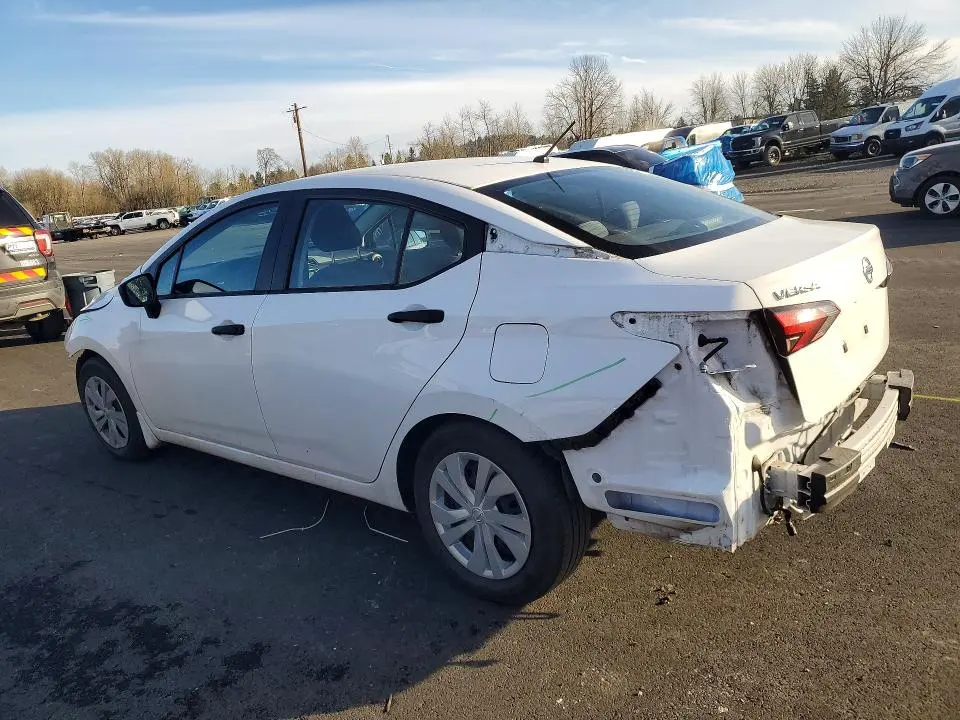 2020 NISSAN VERSA S  