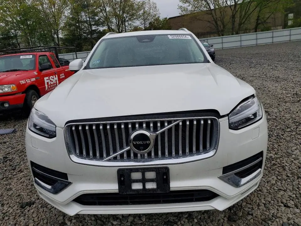 2023 VOLVO XC90 PLUS  