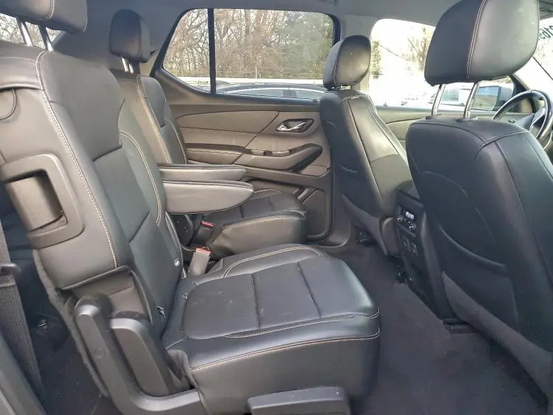 2019 CHEVROLET TRAVERSE RS  