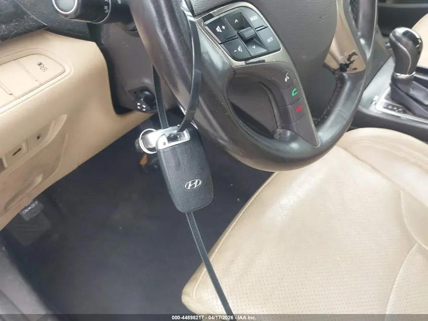 2013 HYUNDAI AZERA  