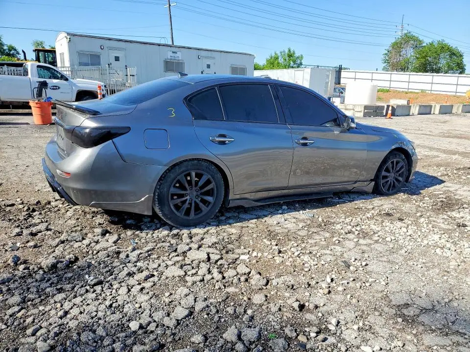 2015 INFINITI Q50 BASE  