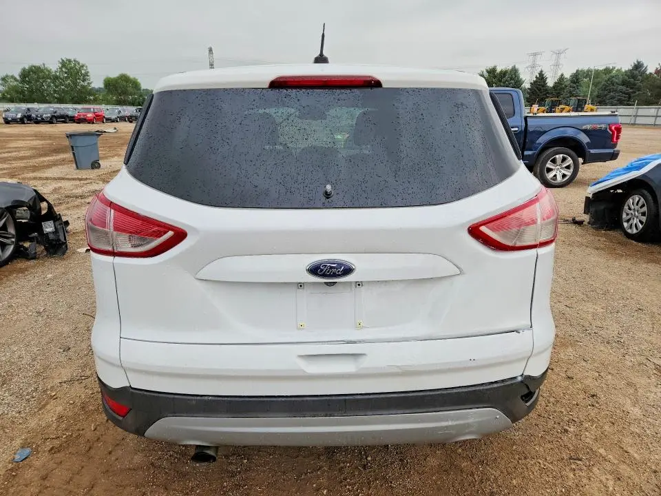 2016 FORD ESCAPE SE  