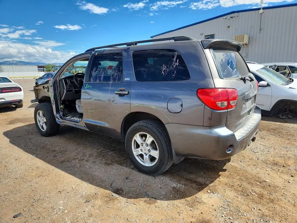 2013 TOYOTA SEQUOIA SR5  