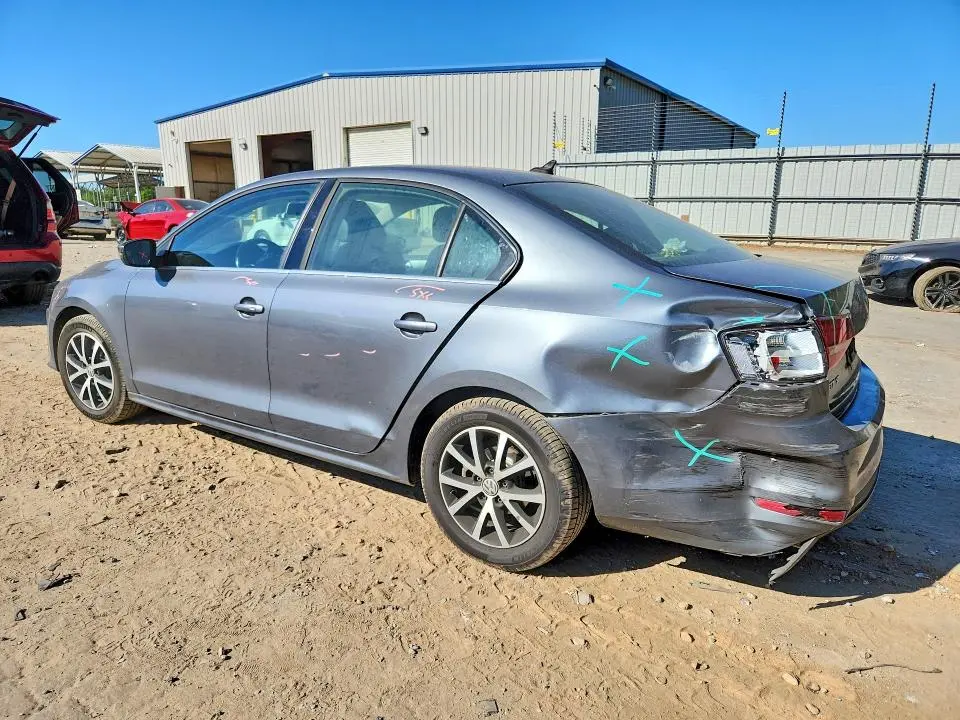 2017 VOLKSWAGEN JETTA SE  