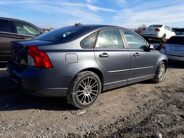 2010 VOLVO S40 2.4I