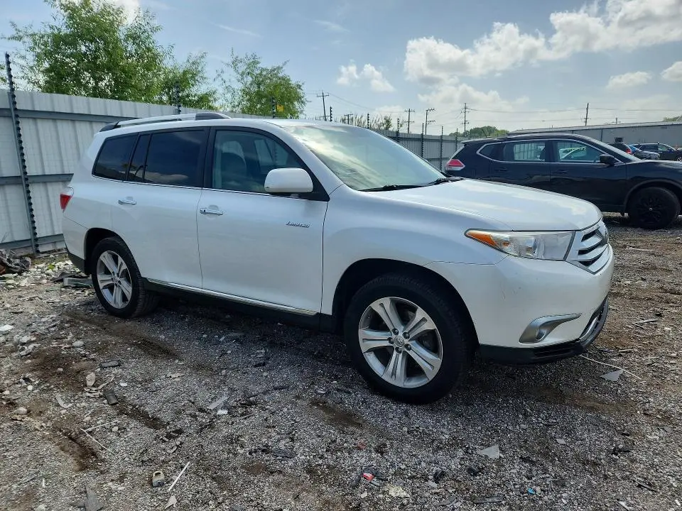 2013 TOYOTA HIGHLANDER LIMITED  