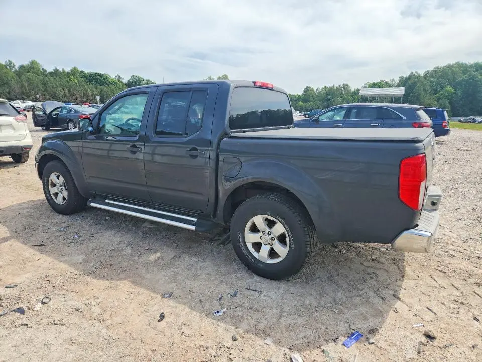 2010 NISSAN FRONTIER SE V6  