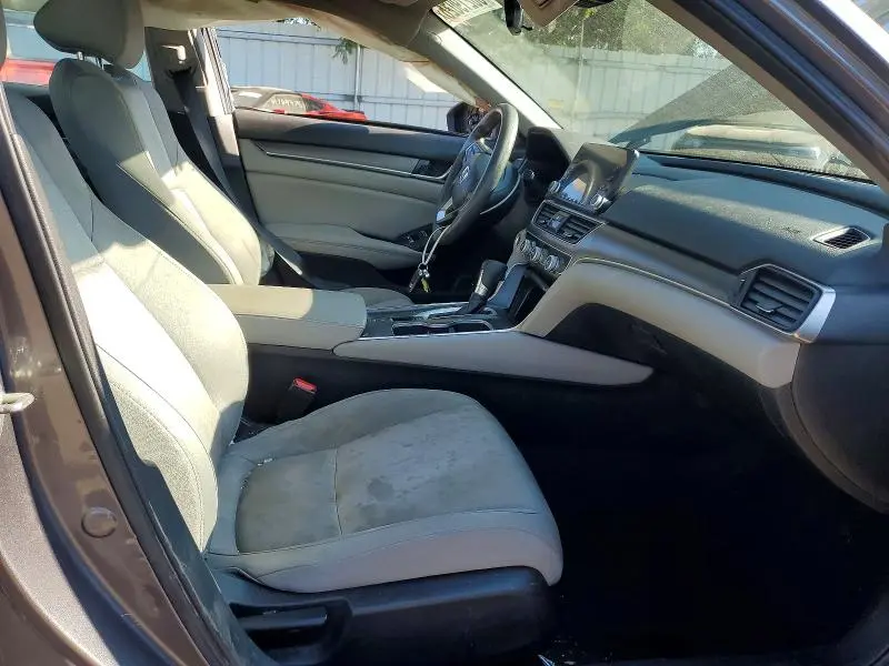 2020 HONDA ACCORD LX  