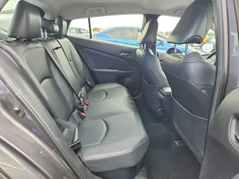 2017 TOYOTA PRIUS FOUR TOURING  
