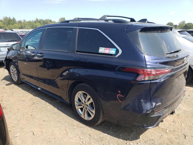 2022 TOYOTA SIENNA XSE