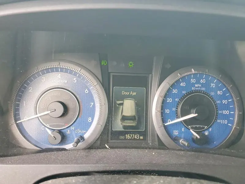 2015 TOYOTA SIENNA XLE 8-PASSENGER  