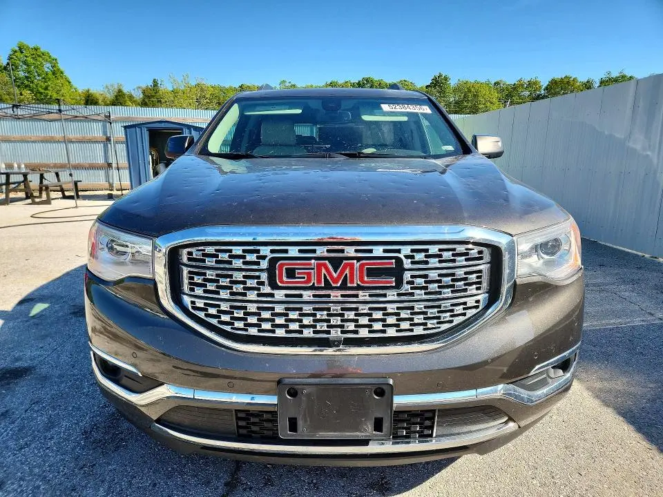 2019 GMC ACADIA DENALI  