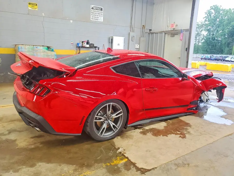 2025 FORD MUSTANG   