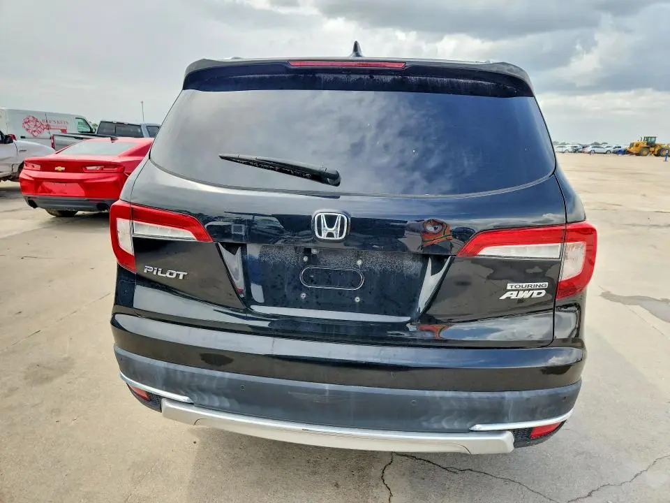 2019 HONDA PILOT TOURING  