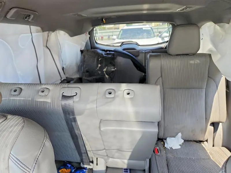 2019 TOYOTA HIGHLANDER LE PLUS  