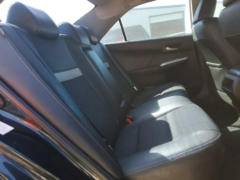 2014 TOYOTA CAMRY SE  