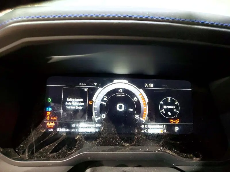 2025 TOYOTA TUNDRA PLATINUM  