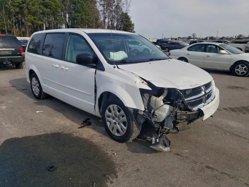 2017 DODGE GRAND CARAVAN SE  