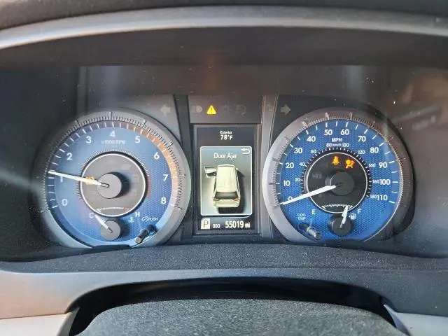 2020 TOYOTA SIENNA LE  