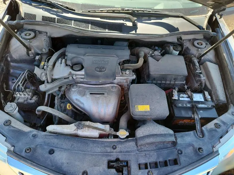 2012 TOYOTA CAMRY XLE  