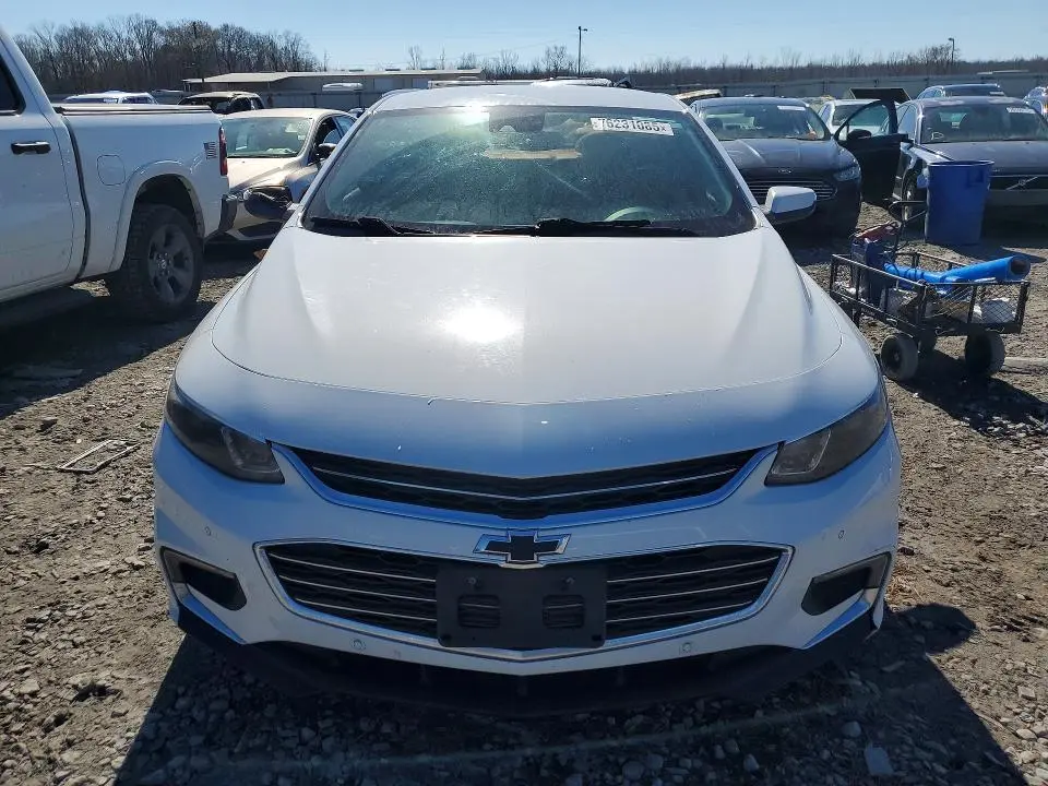 2017 CHEVROLET MALIBU LT  