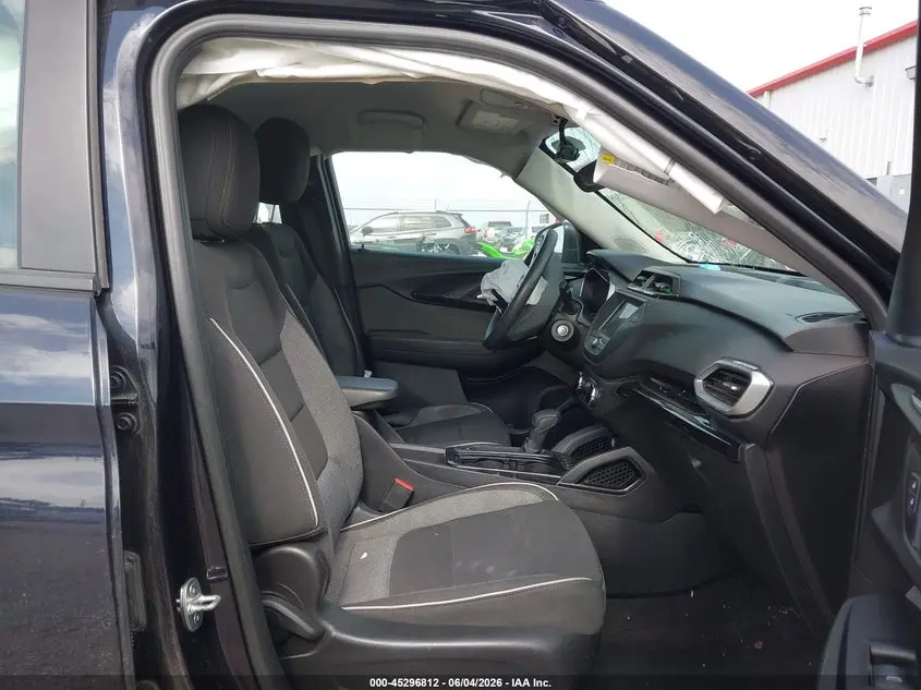 2021 CHEVROLET TRAILBLAZER AWD LS