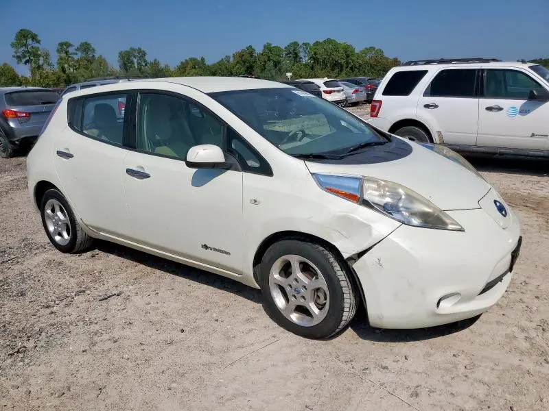2012 NISSAN LEAF SV  