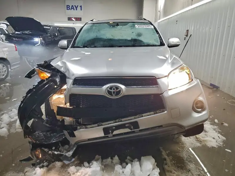 2012 TOYOTA RAV4 LIMITED  