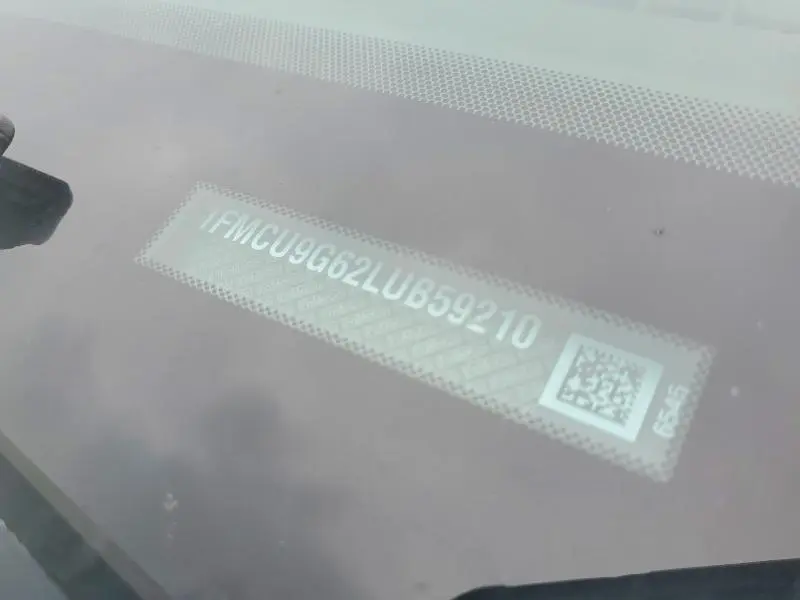 2020 FORD ESCAPE SE  