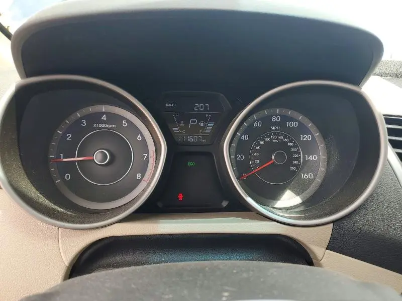 2014 HYUNDAI ELANTRA SE  