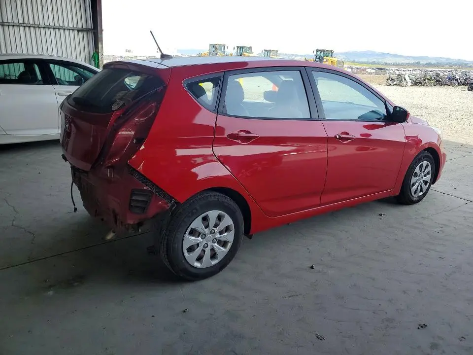 2015 HYUNDAI ACCENT GS  