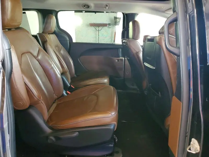 2019 CHRYSLER PACIFICA HYBRID LIMITED  
