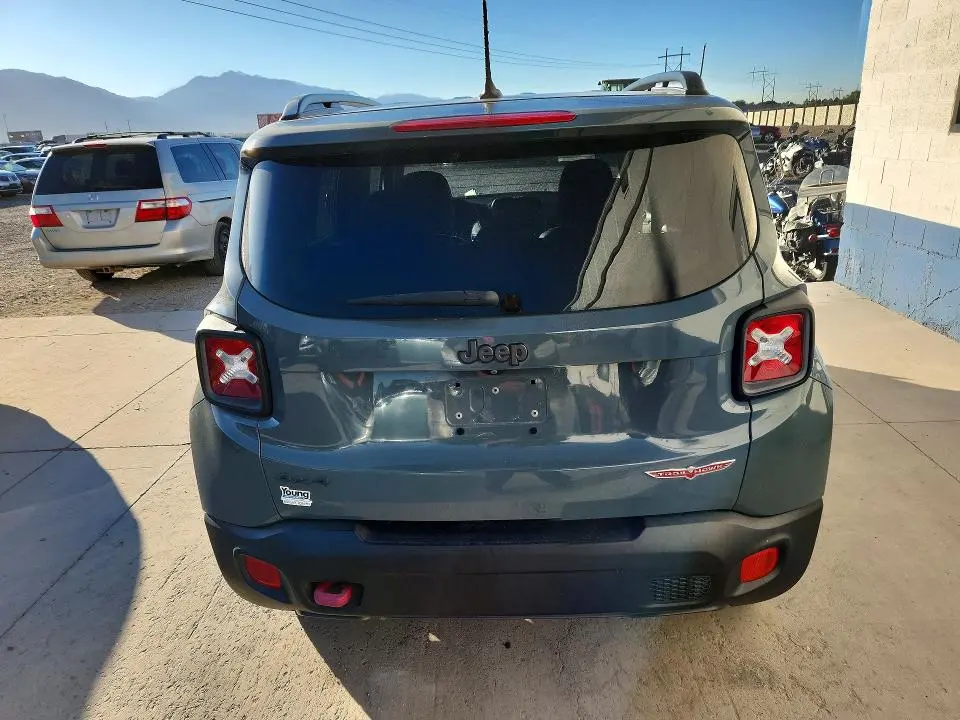 2017 JEEP RENEGADE TRAILHAWK  