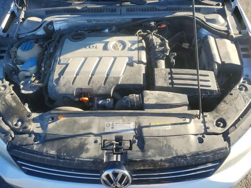 2013 VOLKSWAGEN JETTA TDI  