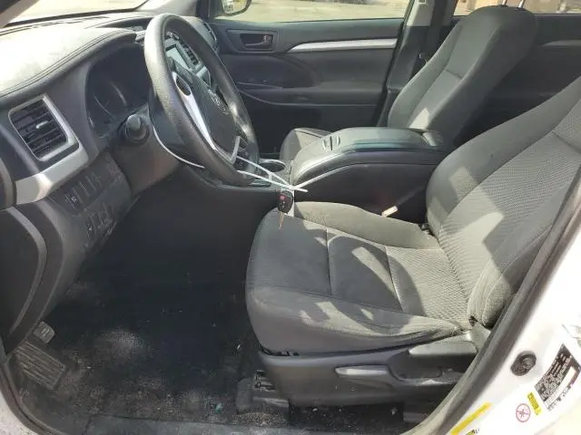 2017 TOYOTA HIGHLANDER LE  