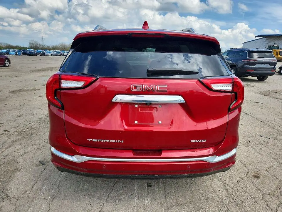 2023 GMC TERRAIN DENALI  