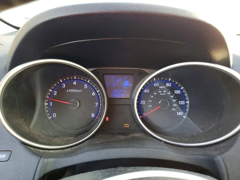 2011 HYUNDAI TUCSON GLS  
