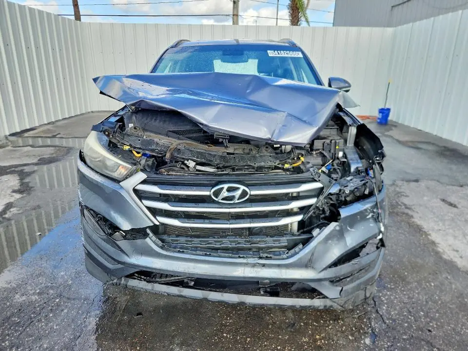 2018 HYUNDAI TUCSON SEL PLUS  