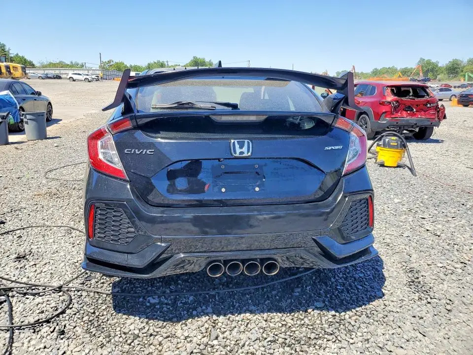 2018 HONDA CIVIC SPORT  