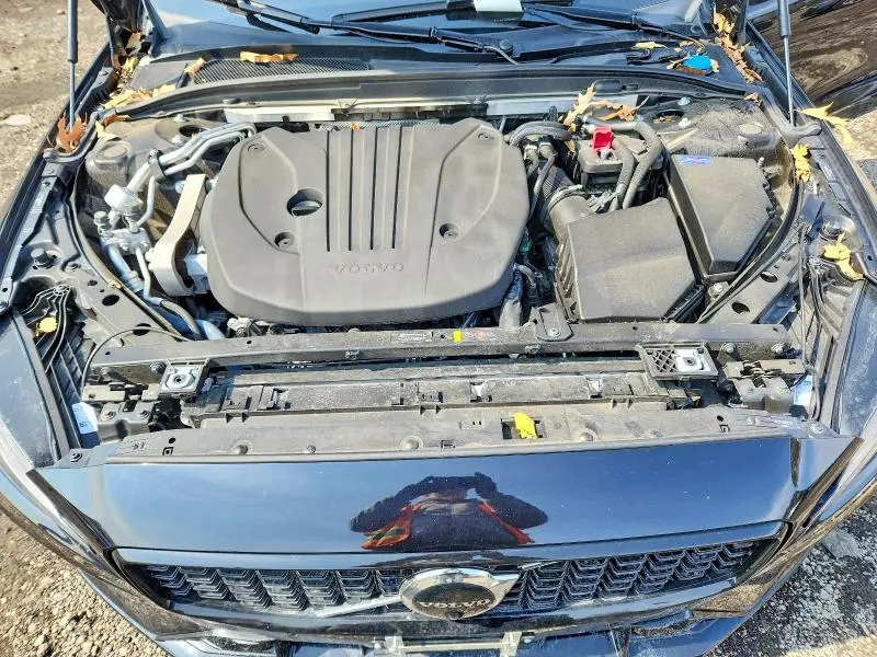 2024 VOLVO S60 PLUS  
