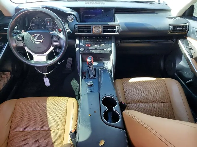 2017 LEXUS IS 300  