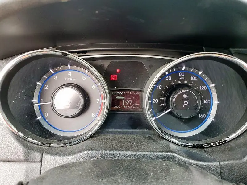 2013 HYUNDAI SONATA SE  