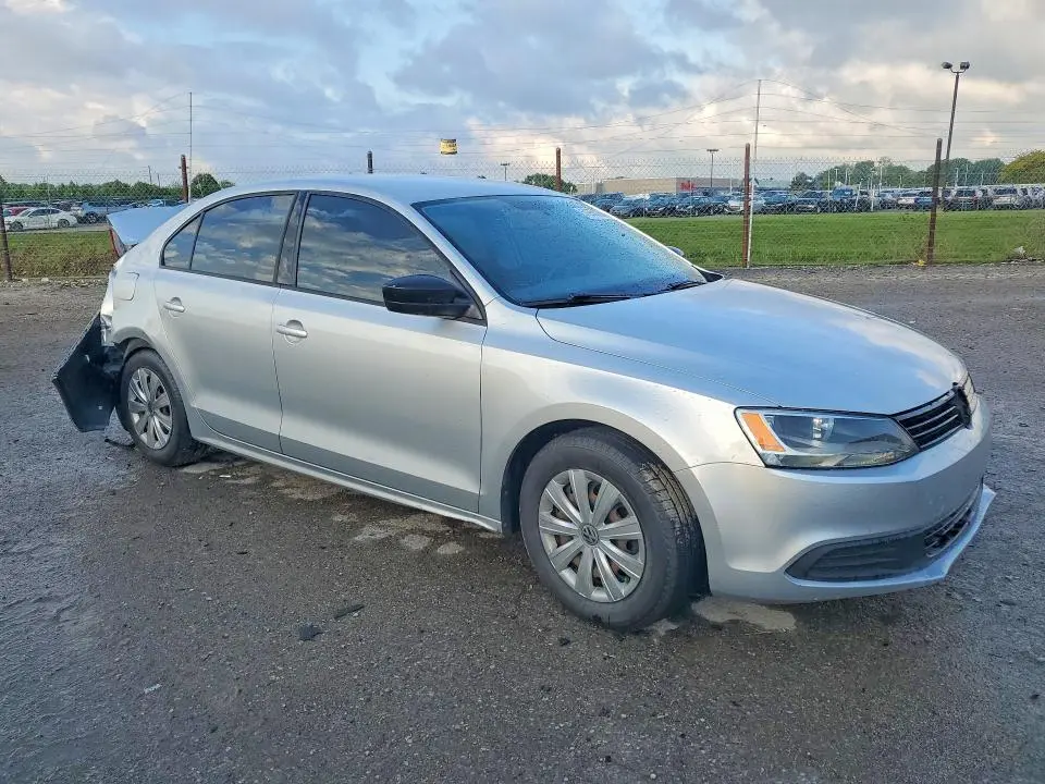 2014 VOLKSWAGEN JETTA BASE  