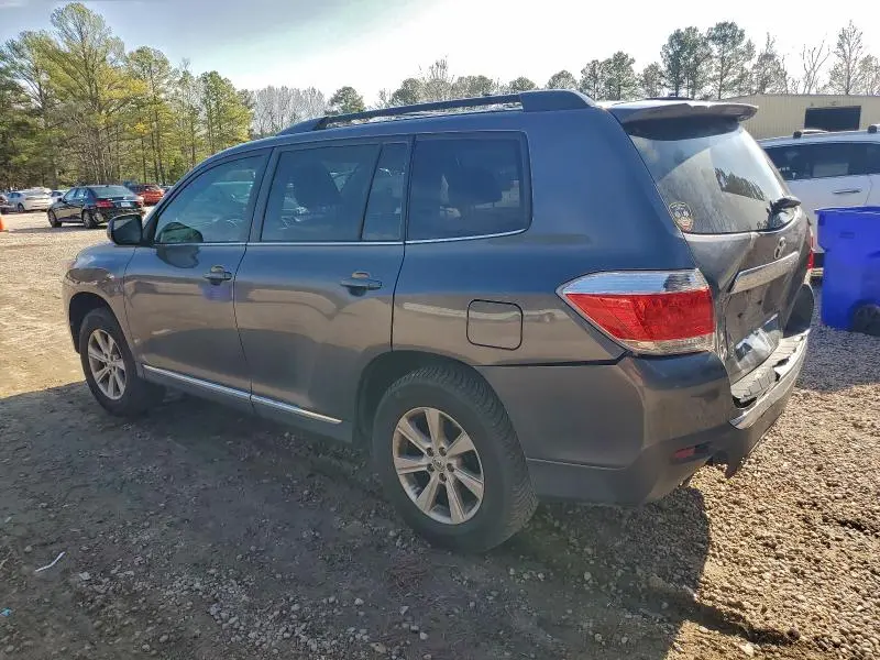 2013 TOYOTA HIGHLANDER BASE  
