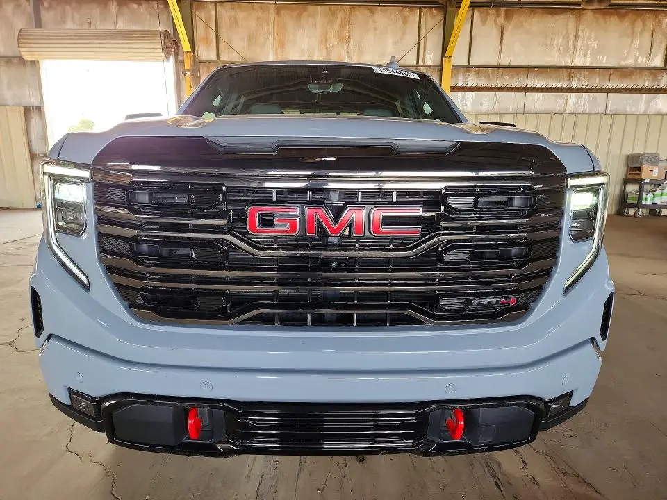 2024 GMC SIERRA K1500 AT4
