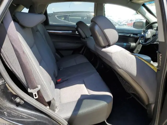 2012 KIA SORENTO BASE  
